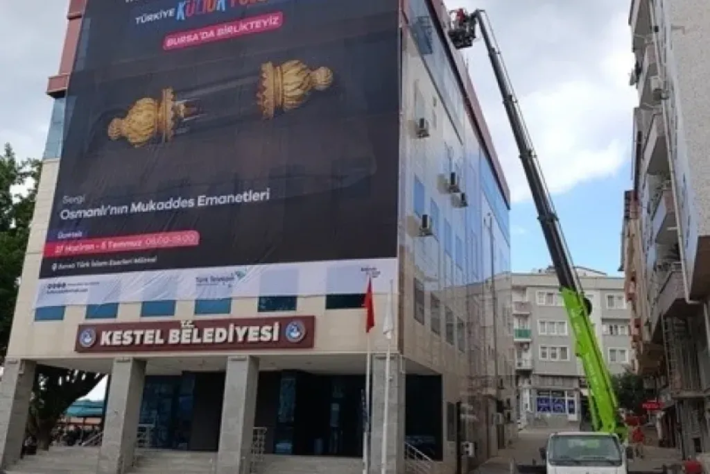 Kestel Belediyesi'nin Dış Cephe Temizliği Çınar Vera Temizlik Tarafından Tamamlandı